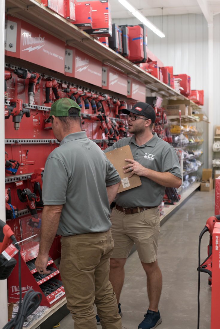 Retail Beacon Award — Lee Hardware & Building Supply 5 Lee Hardware’s knowledgeable employees help the business stand out from the competition.