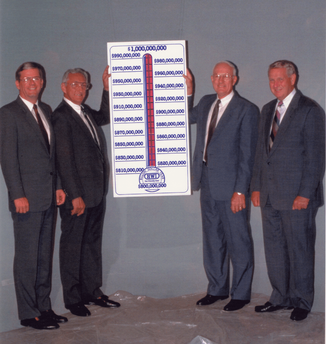Do it Best President Focused on Driving Future Growth + 75 Years of Do it Best History 12 HWI reached $1 billion in sales in 1989.