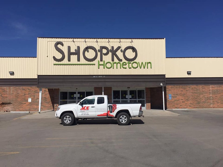 Retail Rebirth: Independents Thriving in Former Chain Sites 12 The future home of Kennedy Ace Hardware in Worland, Wyo., is a shuttered Shopko.