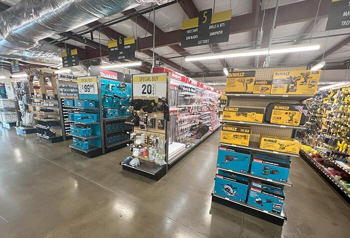 Townsend Building Supply — Beacon Award for Best New Store 4 The company had some outside help on the yard design and layout, but they relied on Orgill’s help to design the 6,000-square-foot retail space.