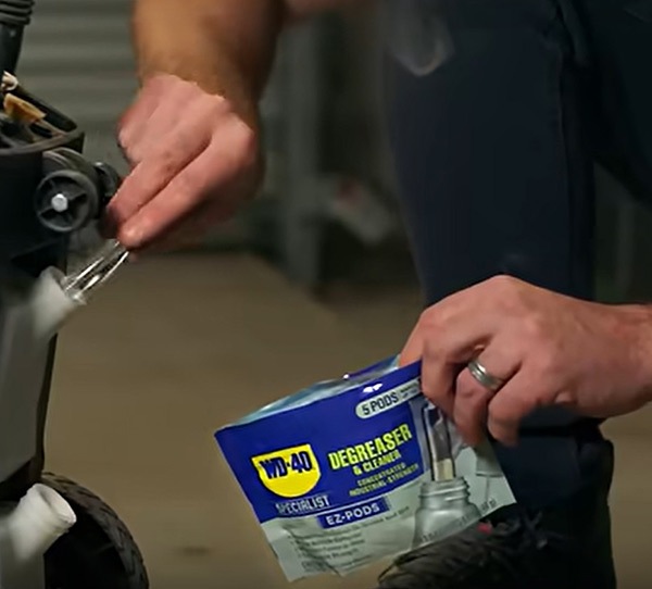 WD40Inuse 2889415035 670eaa507cfe3 WD-40 Specialist Degreaser and Cleaner EZ-PODS