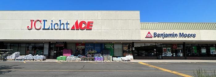Including the JC Licht store in Chicago’s South Loop, HSH has grown to currently serve about 35 stores, connecting more hardware stores with trusted service providers and streamlining home improvement solutions.