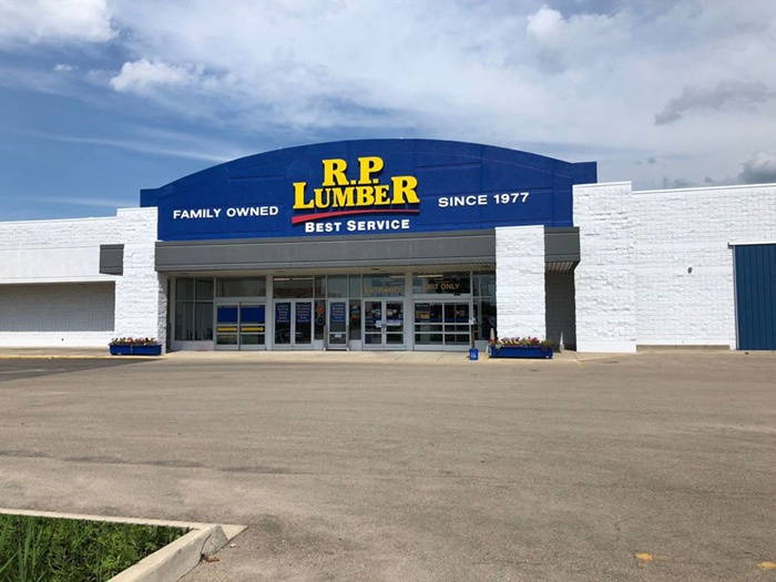 2024 Retail Hardware Deals Report 3 R.P. Lumber has grown its Midwest presence with the acquisition of Mount Carroll Home Center in Illinois, bringing its total number of stores to 90 across Illinois, Missouri, Iowa, Wisconsin, Wyoming and South Dakota.