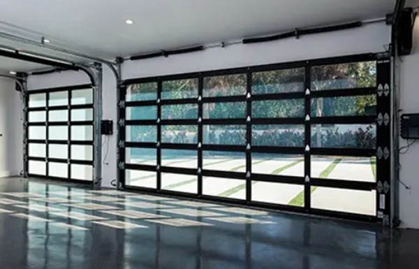 Clopay’s Avante door with Smart Glass