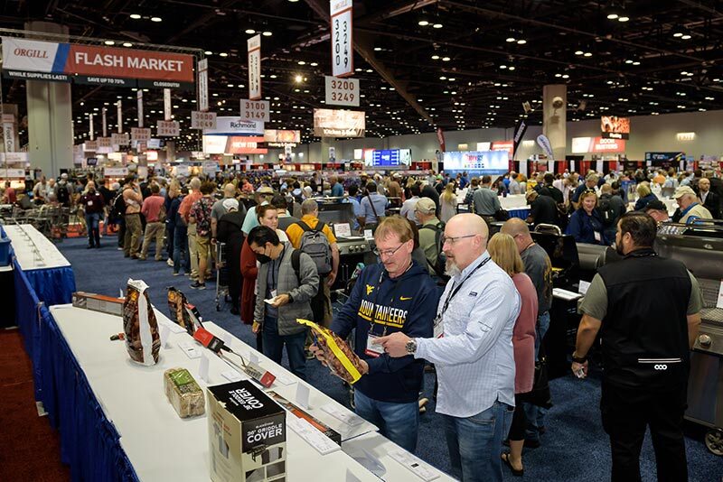 Customers Shopping 2 Orgill Show Spring 2022