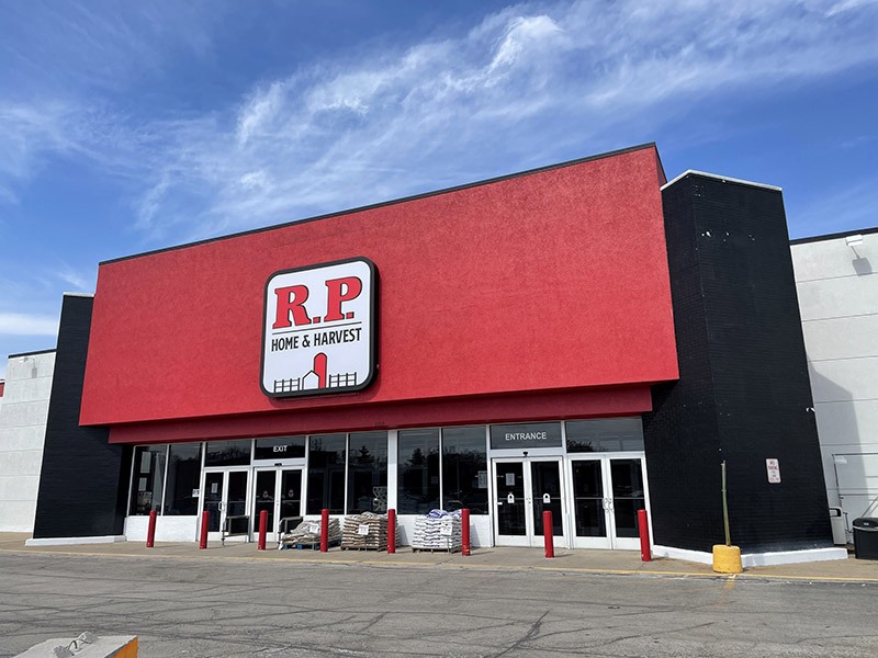 RP Home Harvest Runnings to Acquire 22 R.P. Home & Harvest Stores