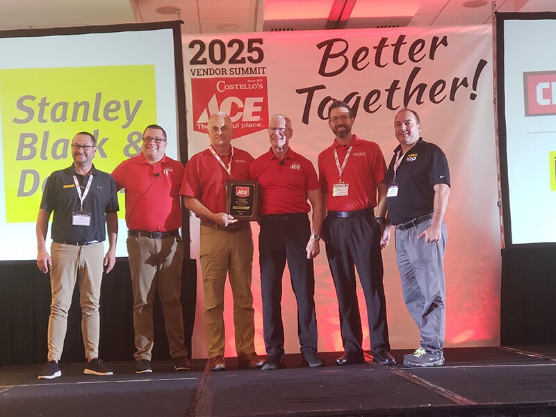 Costellos Vendor of the Year Costello’s Ace Hosts Vendor Summit