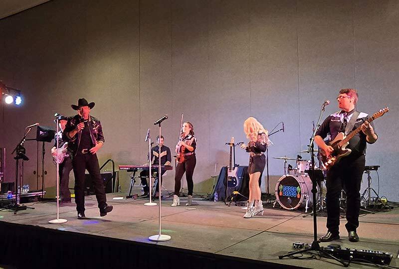 HH Market entertainment House-Hasson’s January Dealer Market in Nashville Sets Attendance and Sales Records