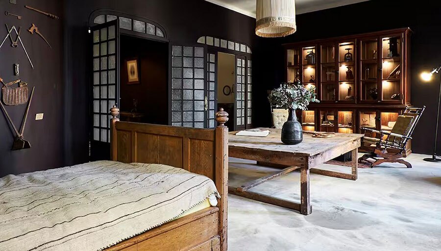 6 Timeless Retail Tips from Maison Empereur, France’s Oldest Hardware Store 4 ME Airbnb 6 Timeless Retail Tips from Maison Empereur, France’s Oldest Hardware Store
