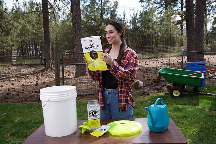 RESCUE! POP! FLY TRAP AND FLY BUCKET 1 RESCUE! POP! FLY TRAP AND FLY BUCKET