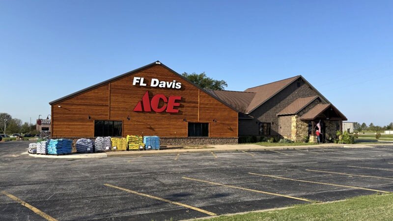 Aubuchon Adds Eight Arkansas Locations with Acquisition of F.L. Davis Deal 1 FL Davis Store Photo Aubuchon Adds Eight Arkansas Locations with Acquisition of F.L. Davis Deal